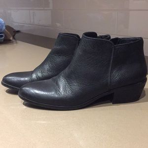 Sam Edelman size 7.5 leather ankle boots.
